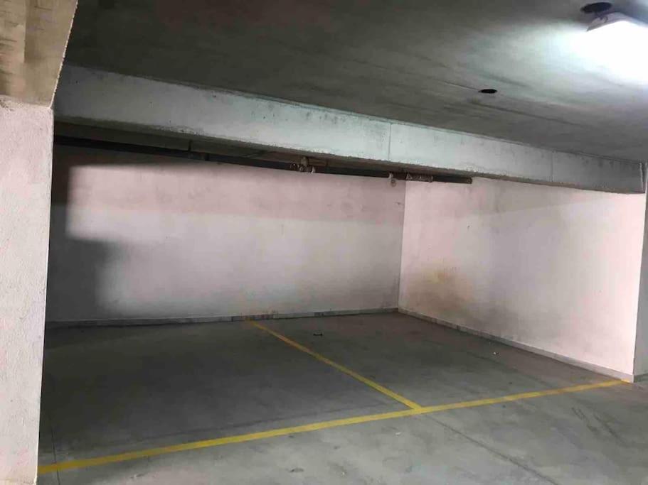 5 Min From Papageorgiou Free Indoor Parking Lejlighed Thessaloníki Eksteriør billede